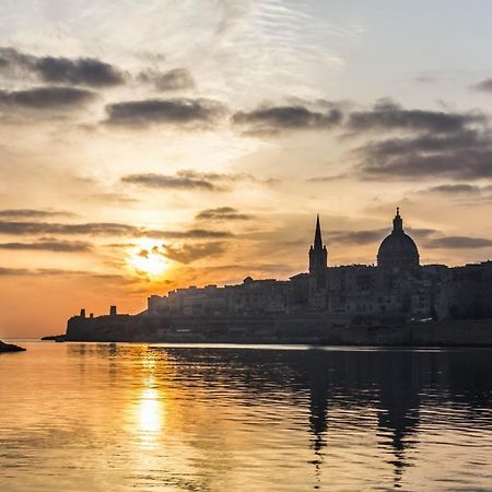 Modern Family Holiday Retreat In Gzira 슬리에마 외부 사진