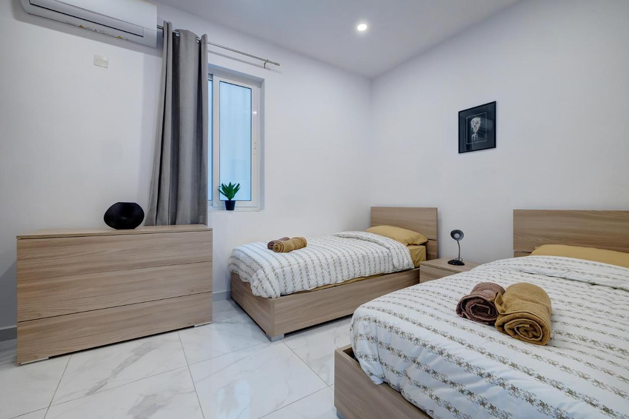 Modern Family Holiday Retreat In Gzira 슬리에마 외부 사진