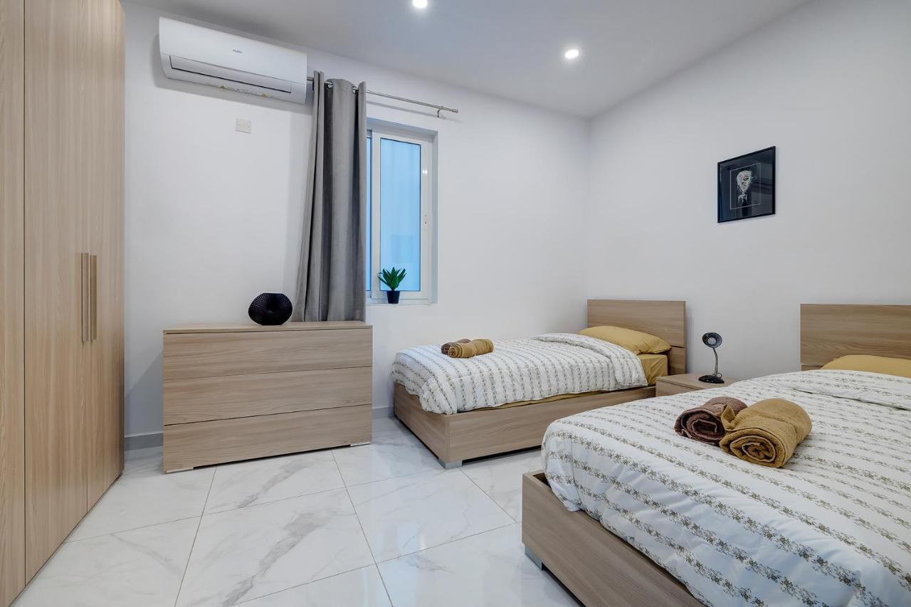 Modern Family Holiday Retreat In Gzira 슬리에마 외부 사진